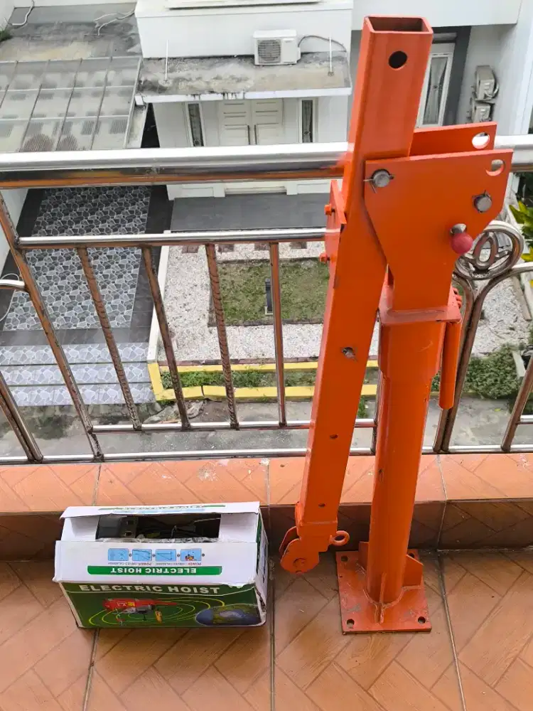 Besi crane dan mesin crane eletrik