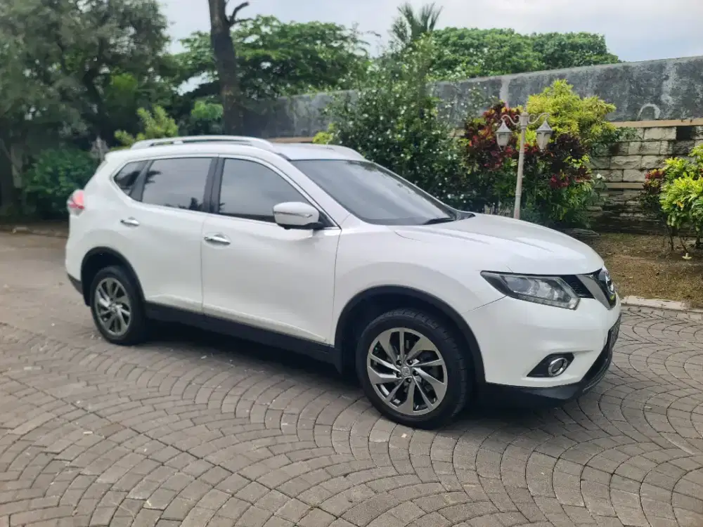 DP20JT// XTRAIL T32 2.5 AB SLEMAN