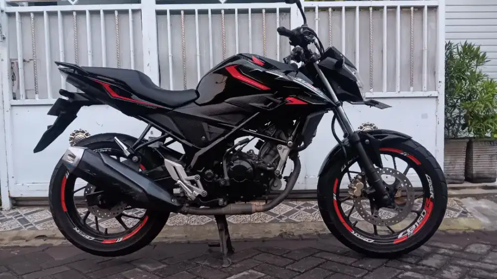 Super mewah HONDA CB 150 R 2018.motor simpenan