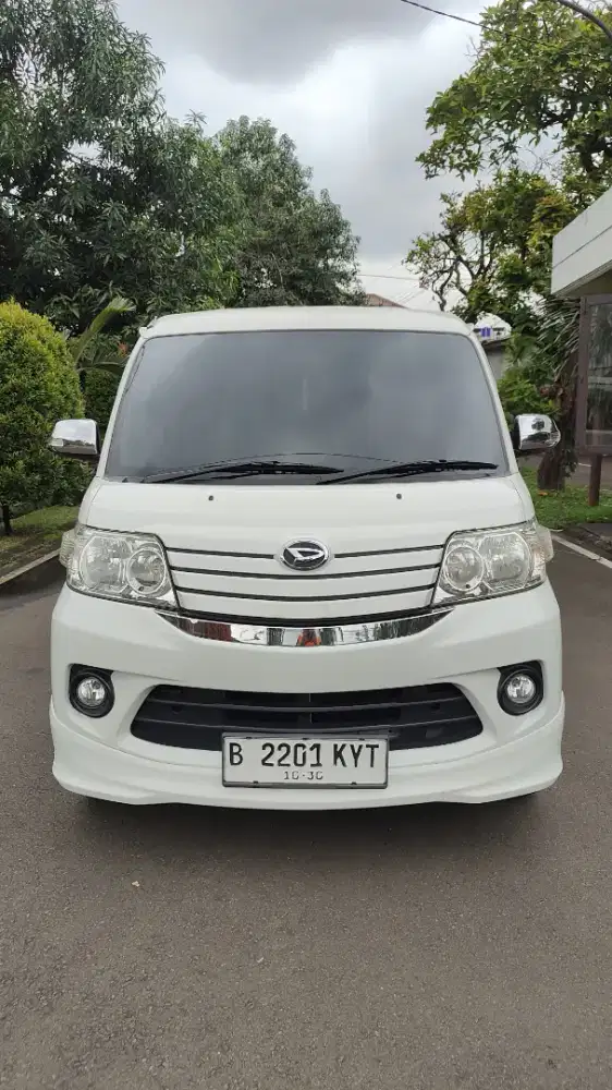 Daihatsu Luxio X 2019