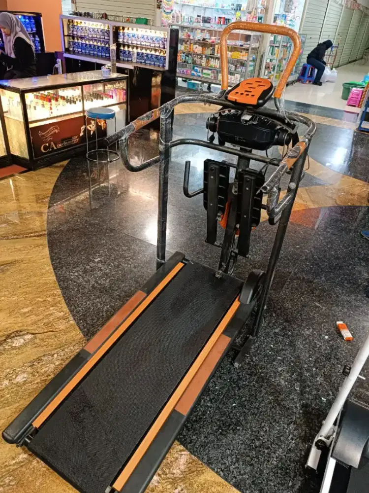 Treadmill manual 6fungsi bekas display toko