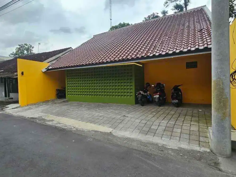 Dijual Kost Cantik Fully Furnished 11 Kamar Dekat Hotel Sheraton di Maguwoharjo Depok Sleman