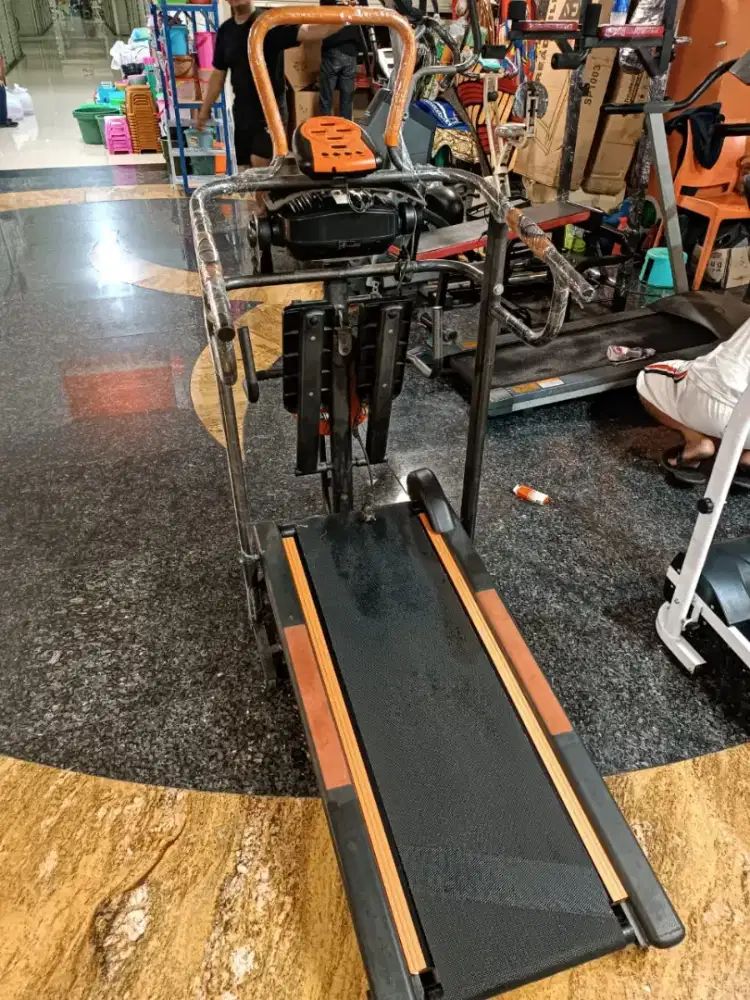 Treadmill elektrik manual 6fungsi bekas display toko