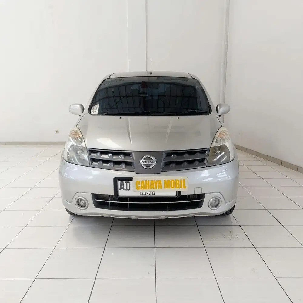 Nissan Grand Livina 1.5 SV MT
