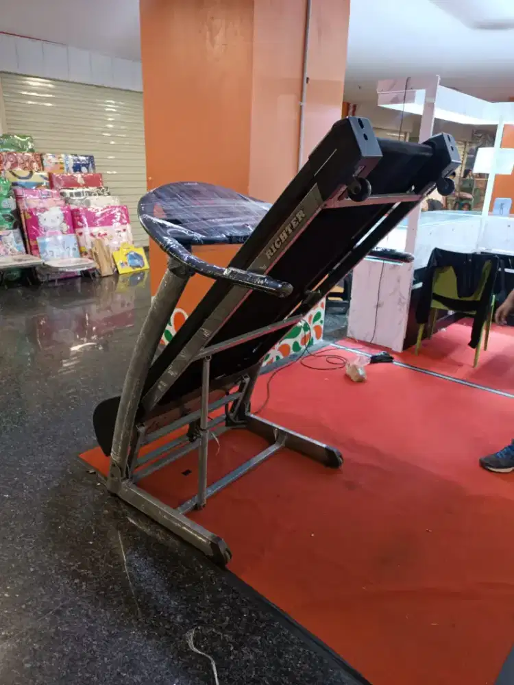 Treadmill elektrik jumbo kuat bb 160kg USA bisa nanjak