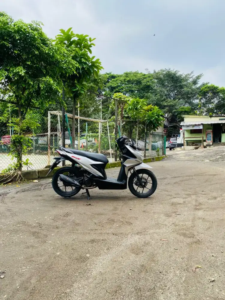 Honda Beat Deluxe 110cc Cbs iss STNK Hilang Tahun 2021