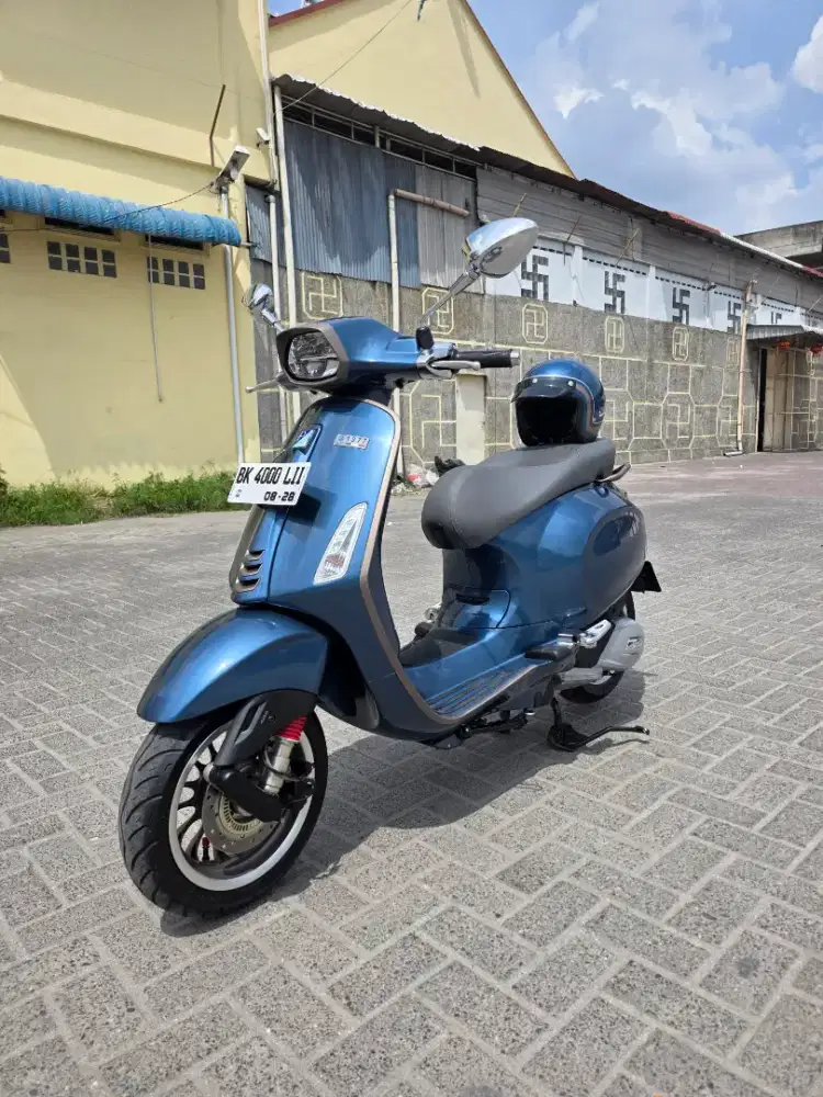 Piaggio Vespa Sprint 10th Anniversary 2021