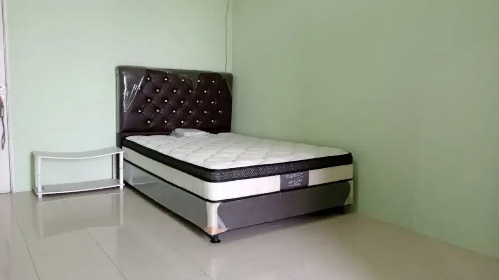 Sewa Studio besar Semi Furnished