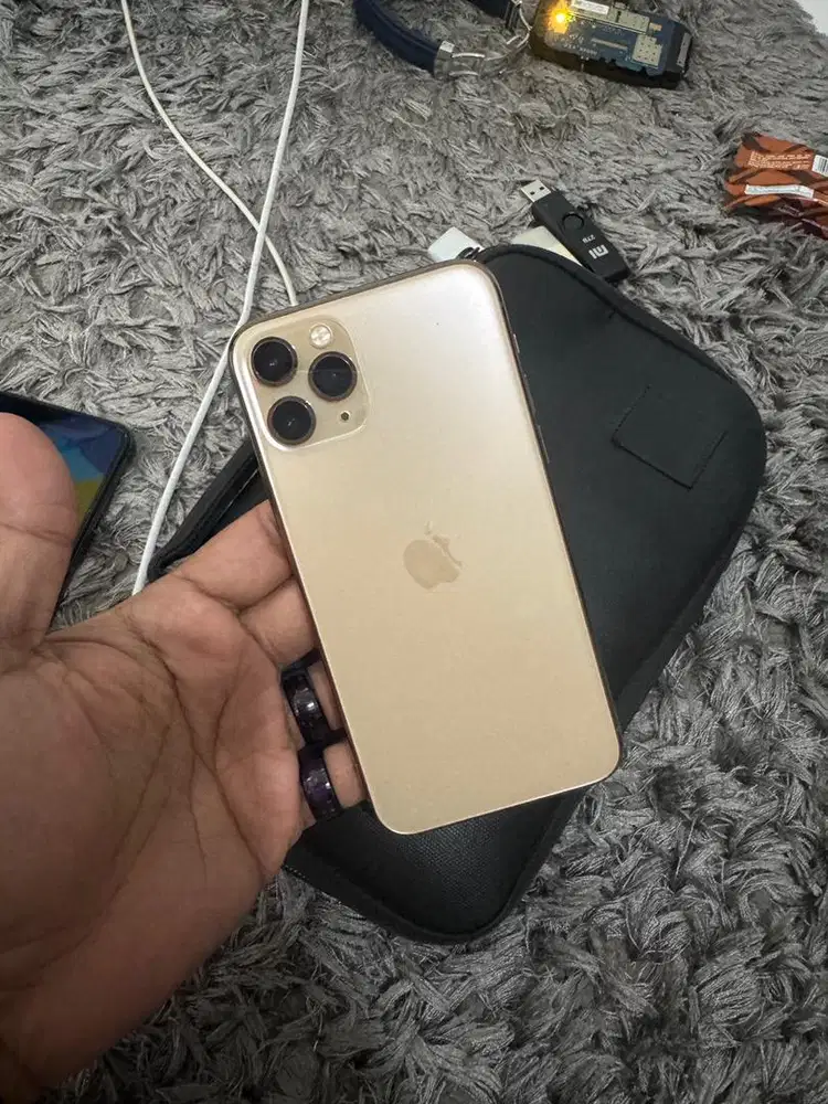 Iphone 11 pro 256gb gold