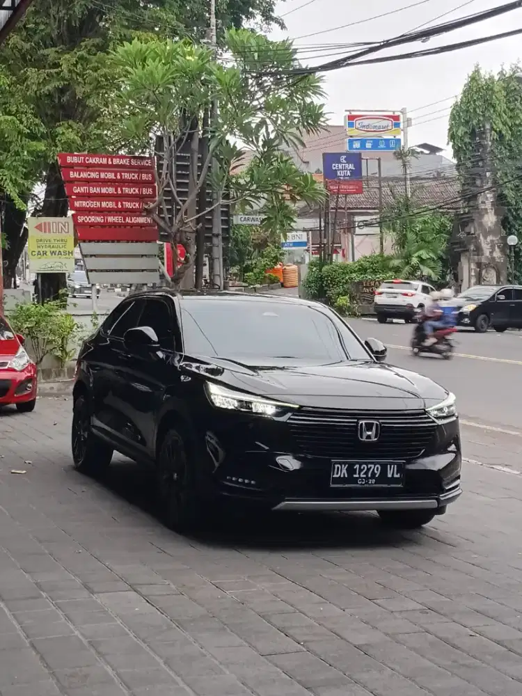 HONDA HR-V SE NEW MODEL 2023 ASLI BALI SEPERTI BARU