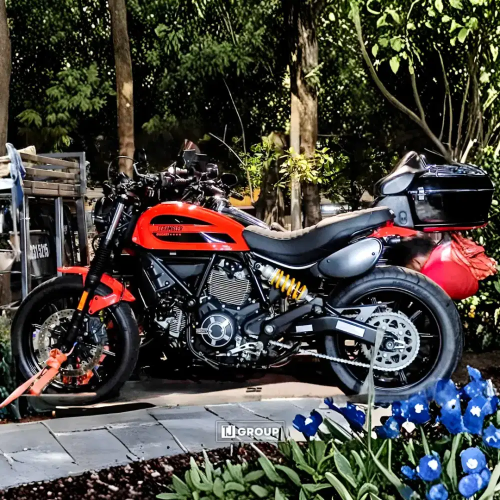 FOR SALE!! Ducati Scrambler 400cc Sixty2 2017