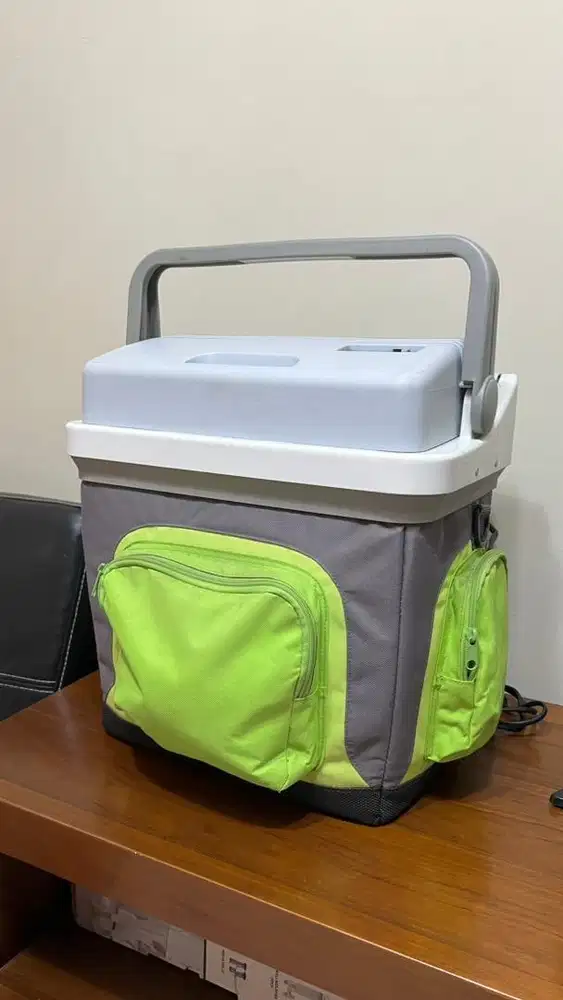 Cooler Box Elektrik MOBICOOL S25 DC/AC – Praktis & Serbaguna