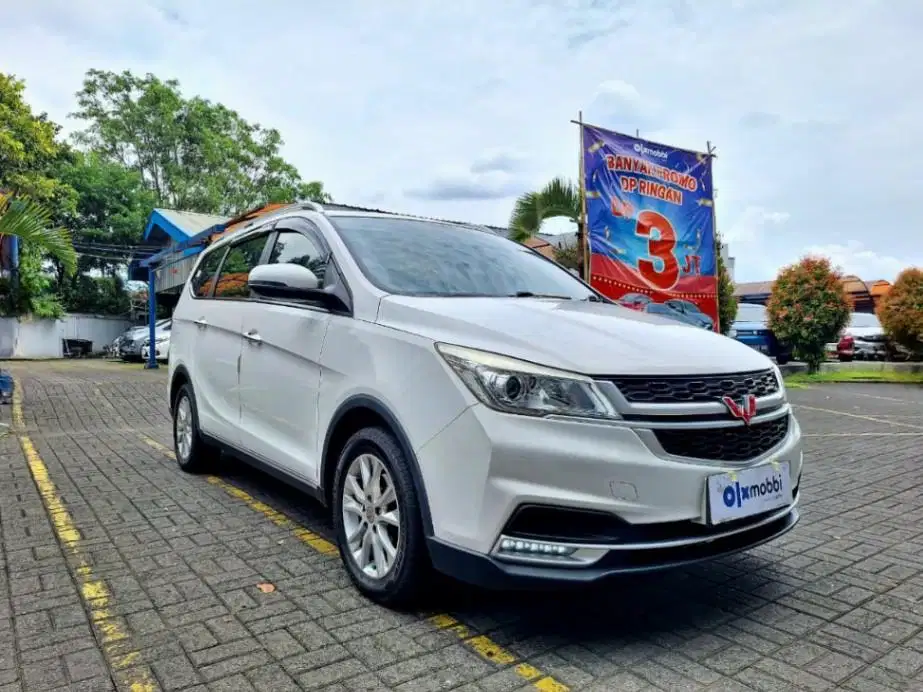 Hot Sale - Wuling Cortez 1.5S T Lux Bensin-AT 2020