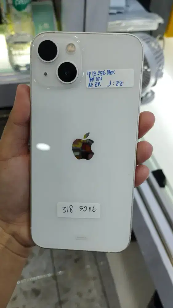 IPHONE 13 256GB WHITE EKS IBOX LIKE NEW