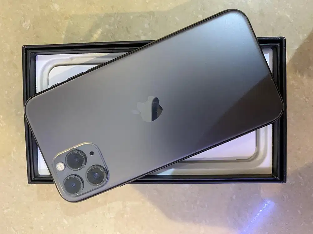 Iphone 11 pro 256gb inter terima cash dan kredit
