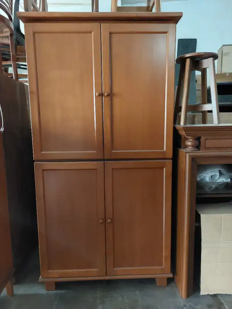 Lemari baju bahan campur