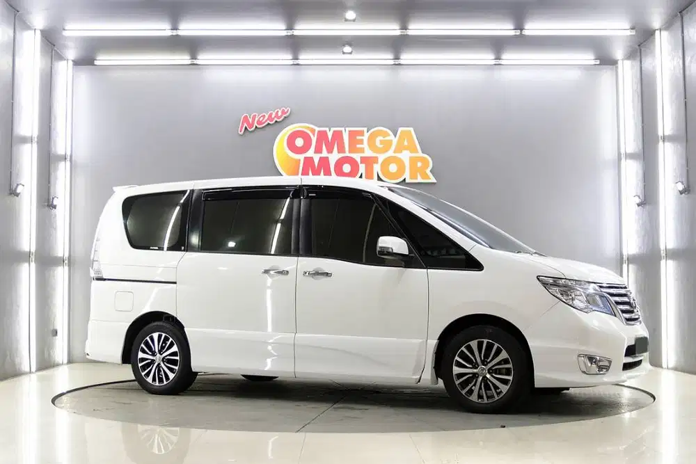 ANTIK NISSAN SERENA HWS 2.0 AT 2016