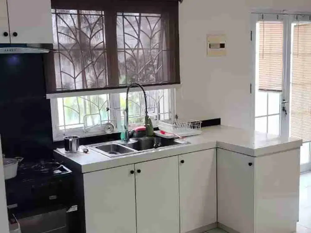 jual cepat, murah banget kost di BSD