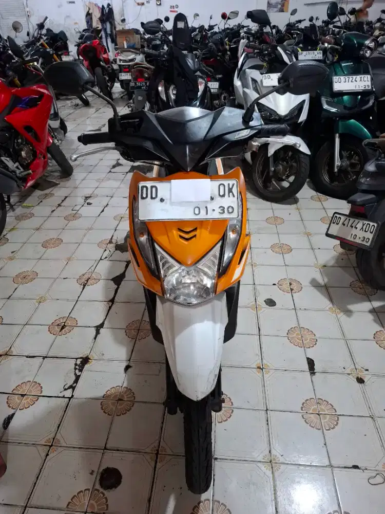 Honda Beat f1 2014 orange