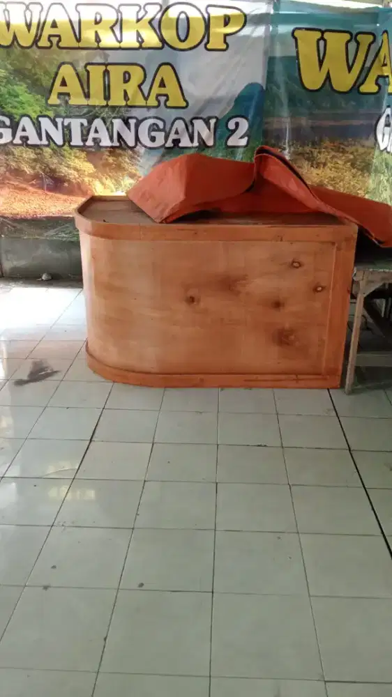 Meja Warkop bekas layak pakai