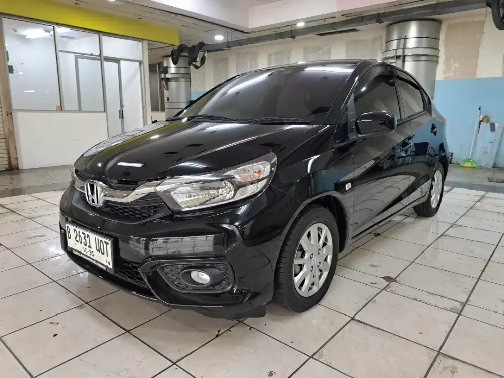 HONDA BRIO E  AT 2020 HITAM