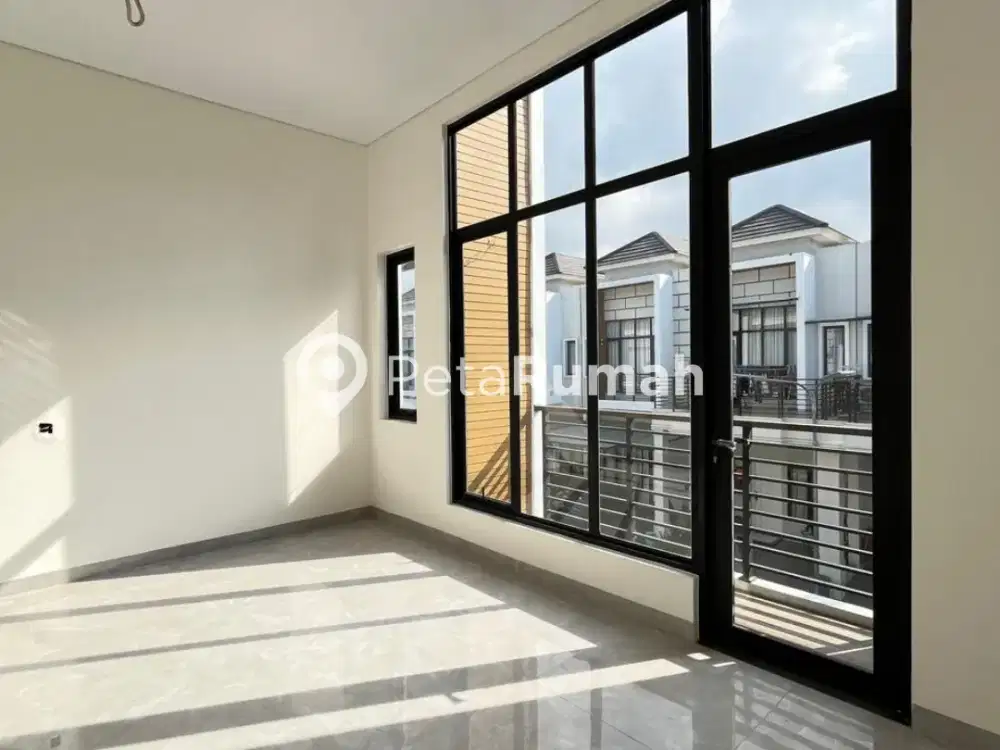 DIJUAL VILLA JALAN TAPIAN NAULI PASAR I KOMPLEK SENTOSA PARK TYPE IRIS