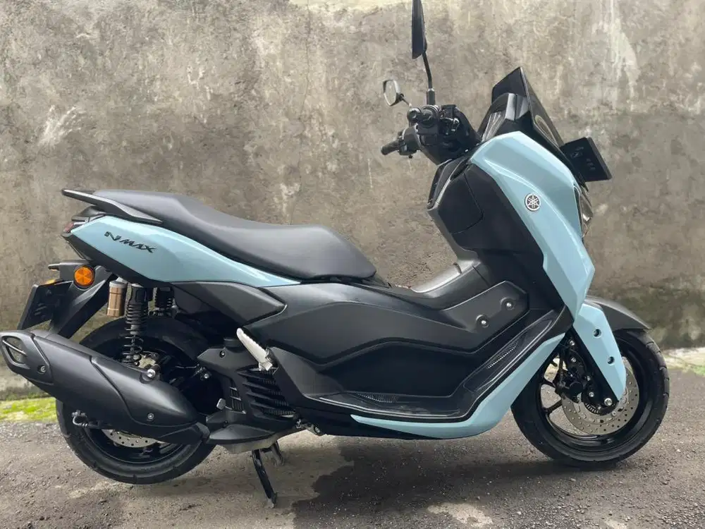 Nmax neo s 2025 km 2 rb  bintang dewata motor