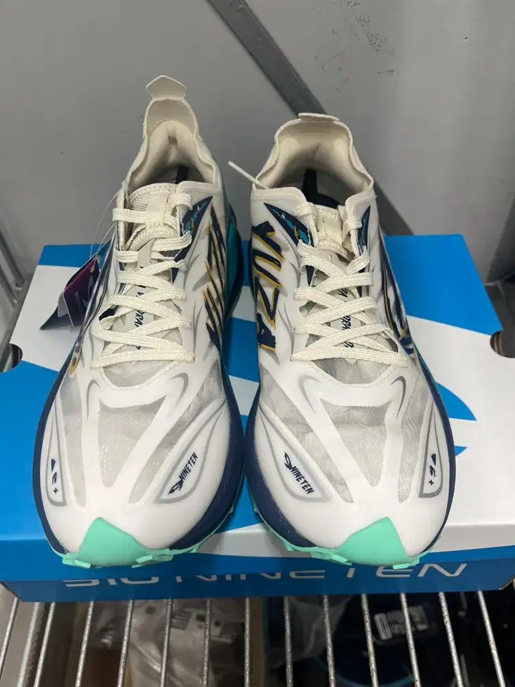 Sepatu 910 Nineten yuza veloraptor vibram