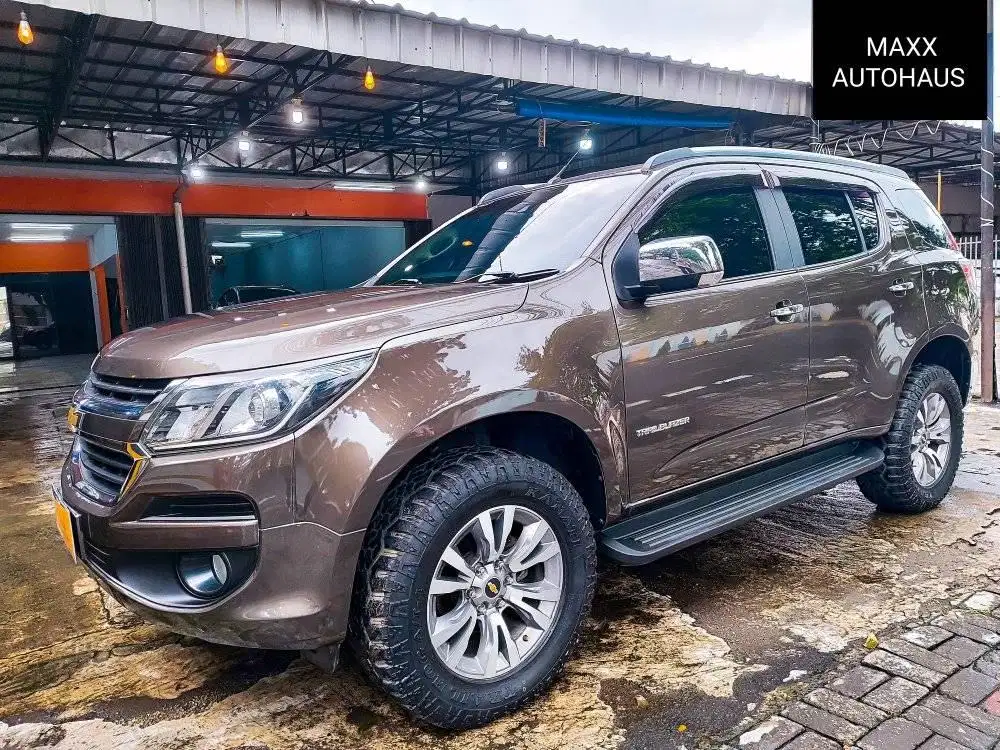 (Low Km) Chevrolet Trailblazer DIESEL LTZ AT 2017 ISTIMEWA