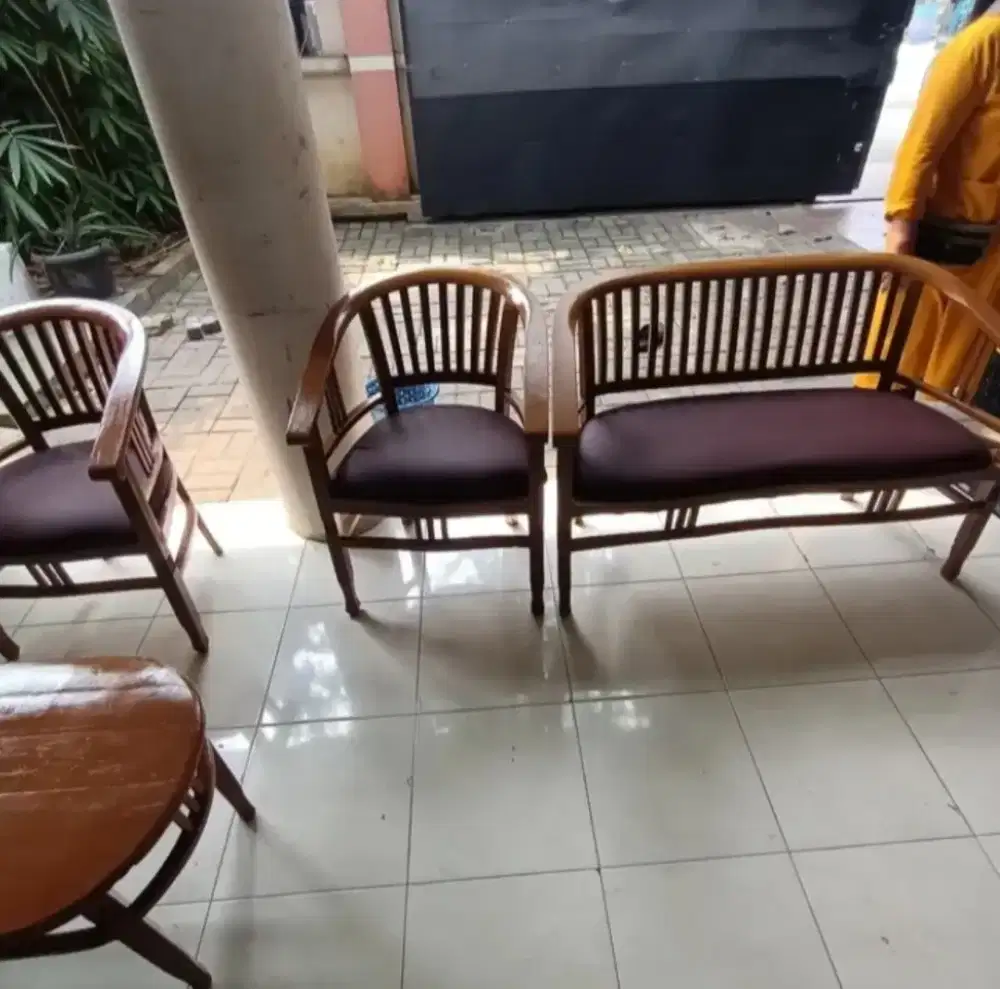 Service sofa bandung