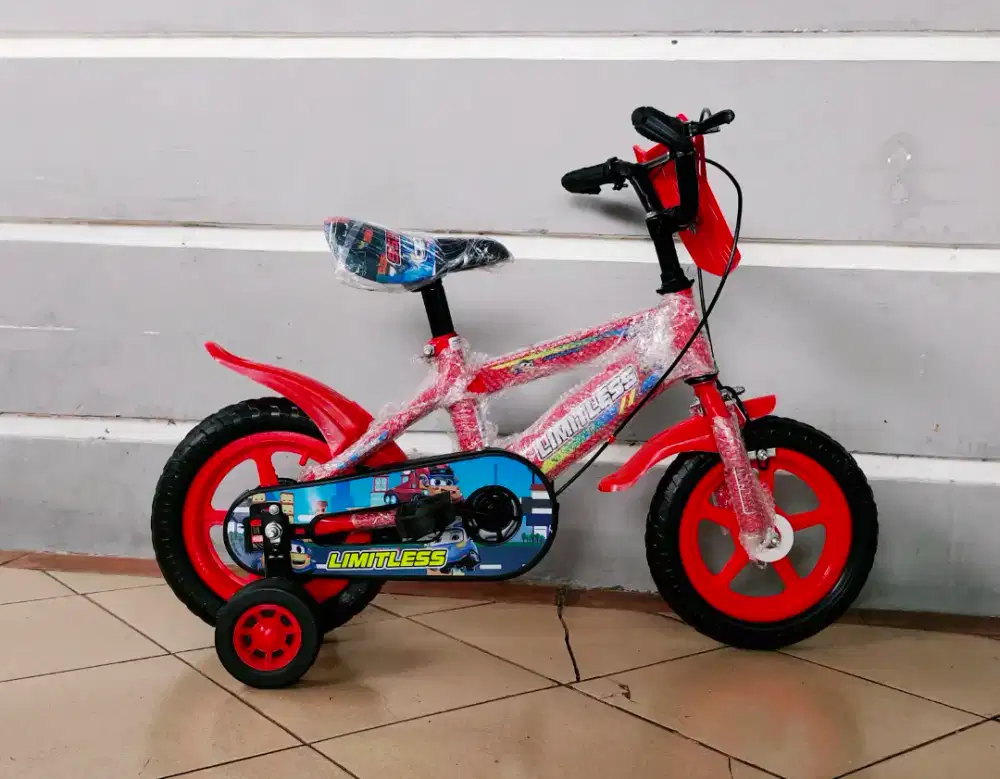 Sepwda anak merek limitless uk'12 hrg 370rb Net