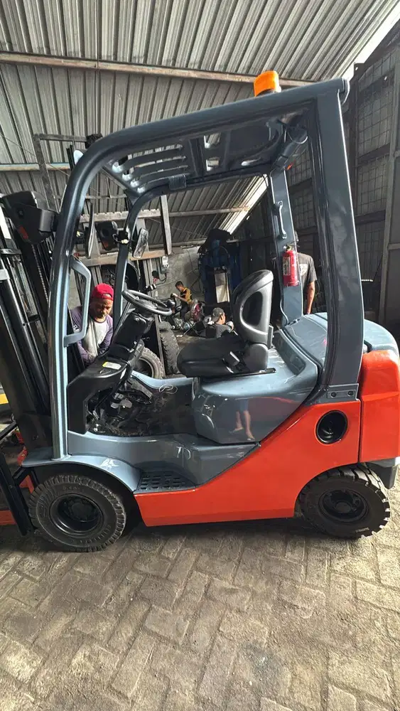 TOYOTA 1,5 TON MAST 3 METER STD UNIT NORMAL SIAP KERJA