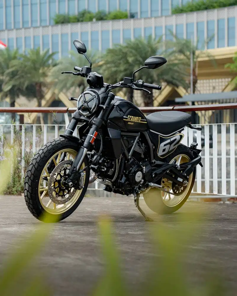Ducati Scrambler 800 Full Throttle 2025