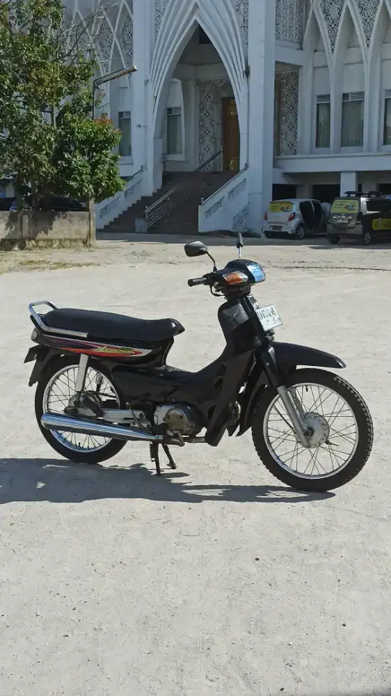 Astrea legenda 2001