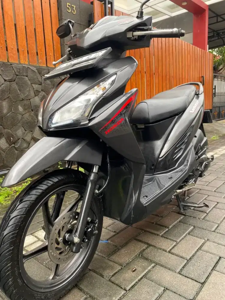 Vario 2018/2017 LED 110 original mulus istimewaa
