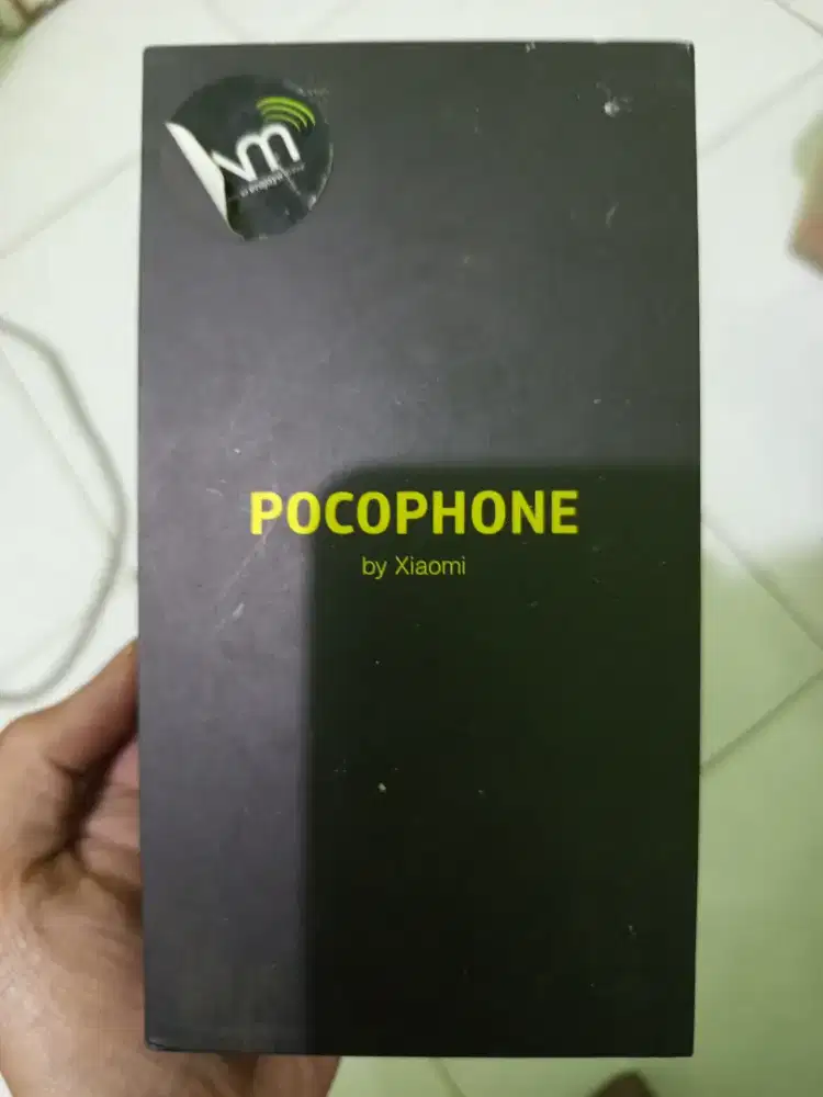 Box hp poco pocophone f1