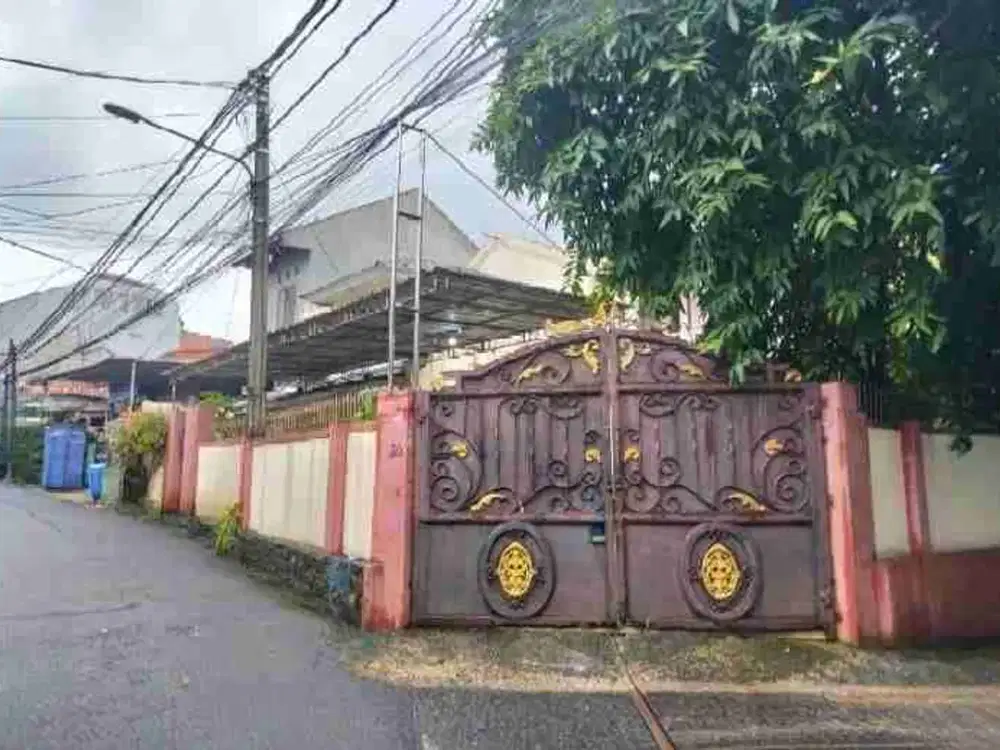 dijual rumah siap huni di Kalisari pasar rebo Jakarta Timur