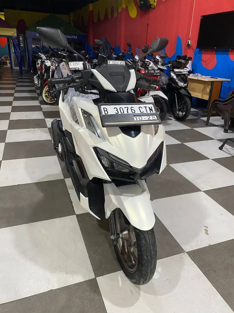 Honda Vario 160 CBS Tahun  2023 dp 500