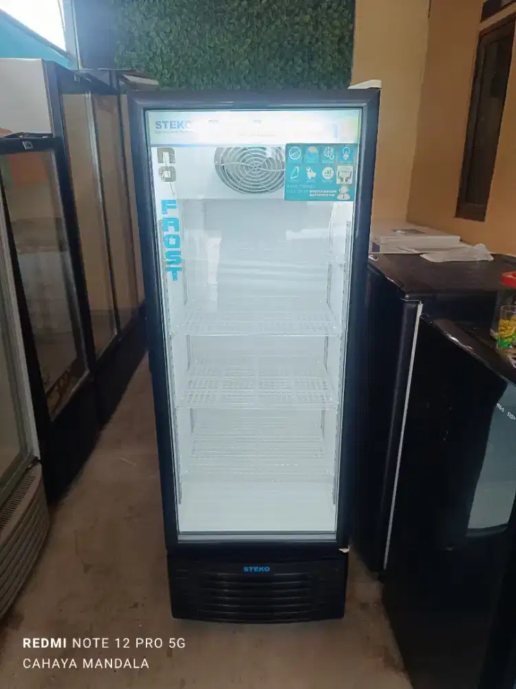 Steko show casa no frost 200 liter 4 rak like new