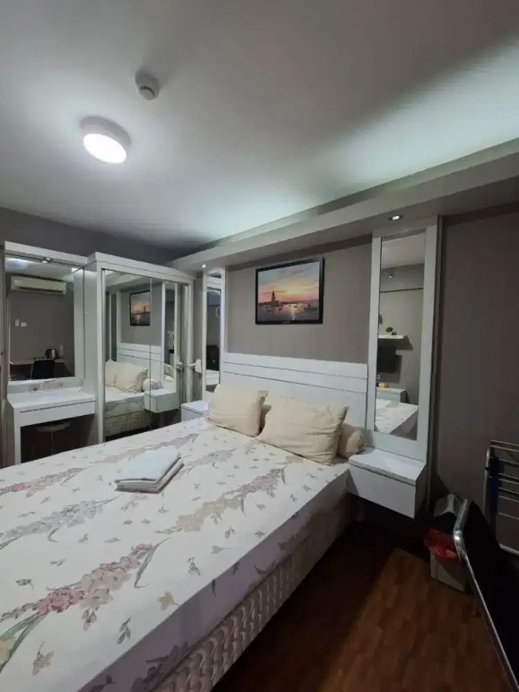 Disewakan Studio FF Bagus Pertiga Bulan Apartemen Bassura City