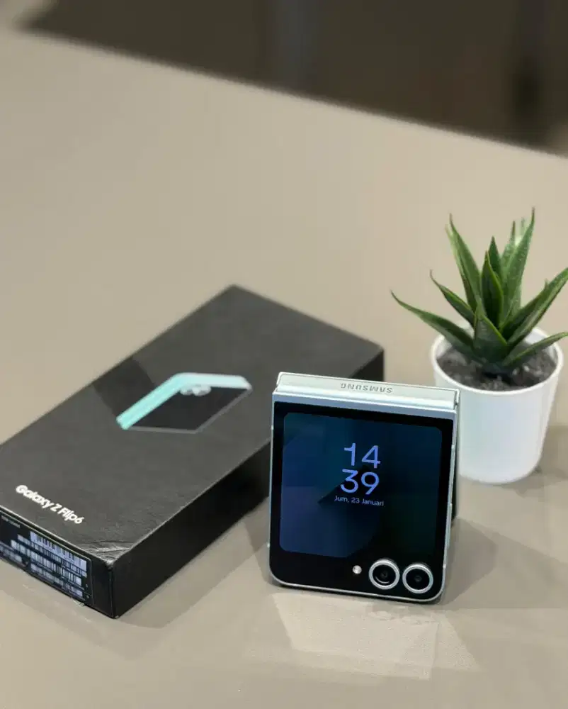 Samsung Galaxy Z Flip 6 12/256GB