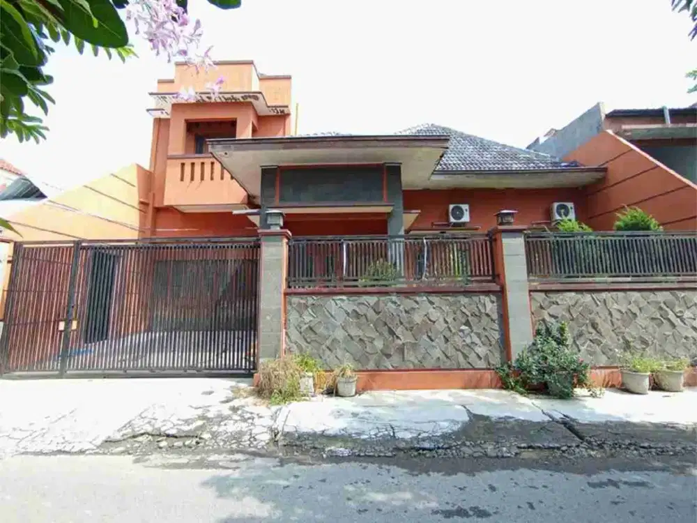 Jual rumah siap pakai Sumber