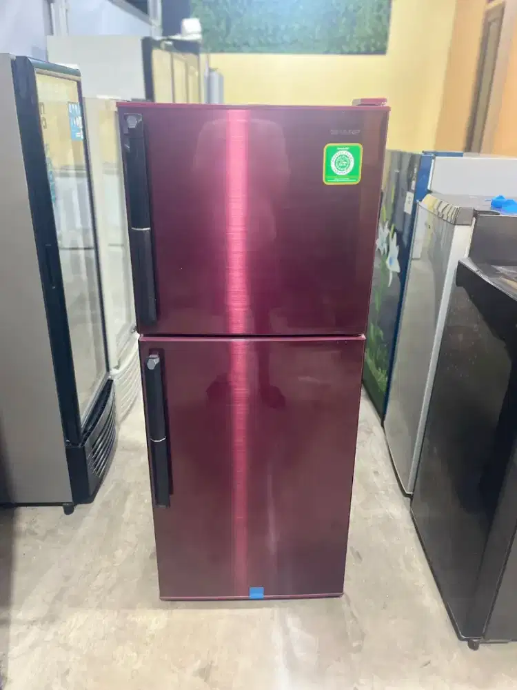 Sharp kulkas dua pintu 220 liter ori mulus