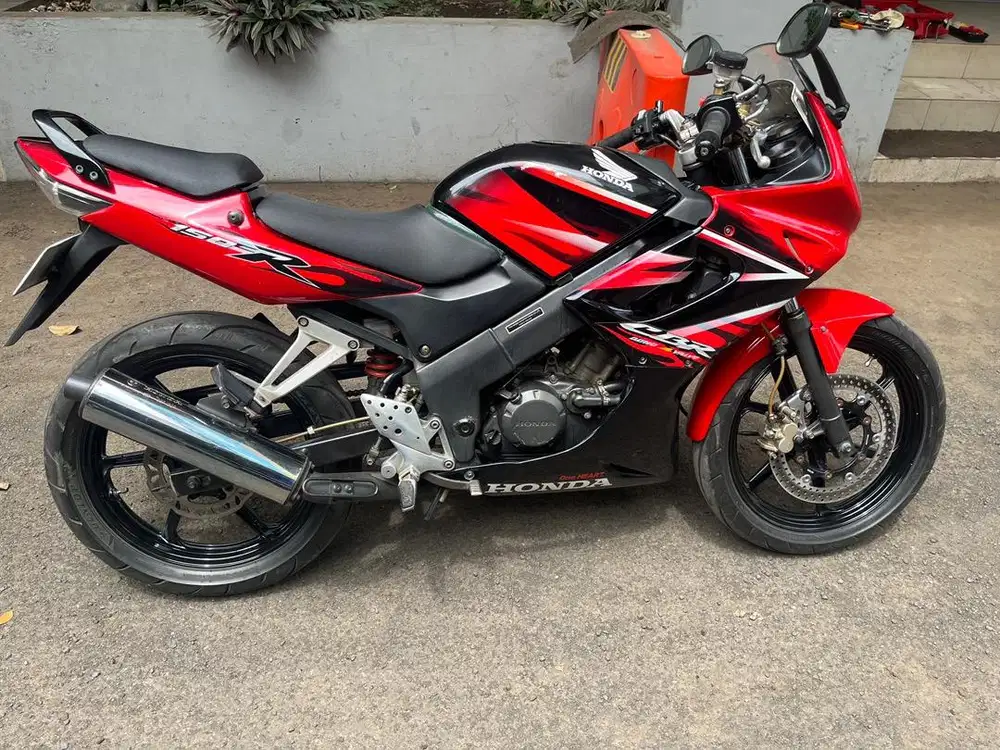 Dijual CBR 150R 2007 CBU Thailand (ori. Siap pakai)