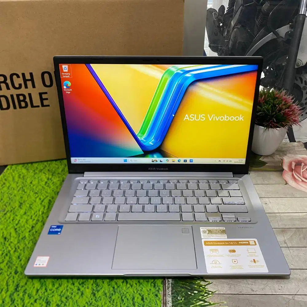 New Asus Vivobook A1404ZA Core i3-1215U RAM 8GB SSD 512GB 14IPS Win11