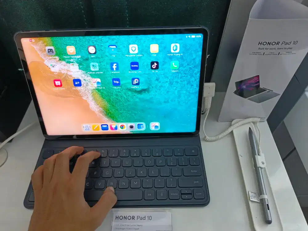 Honor pad 10 free keyboard and pen+ game pad