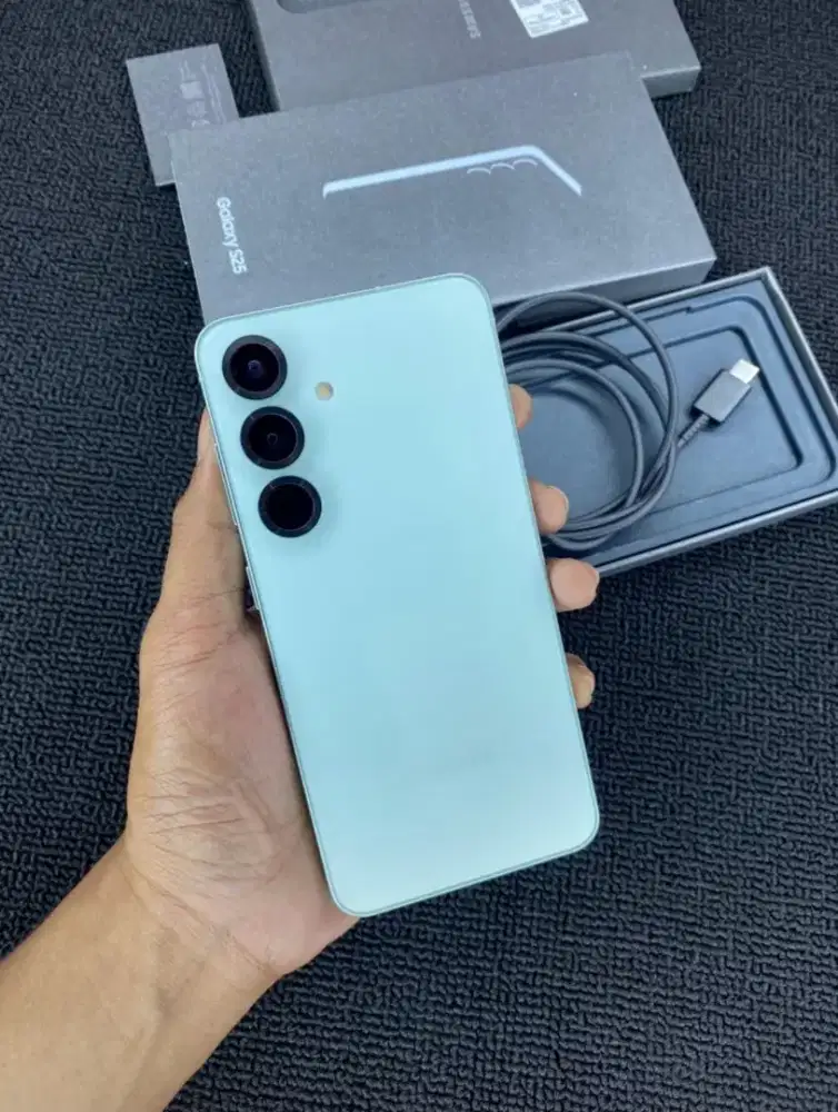 Samsung S25 12/256gb super garansi on