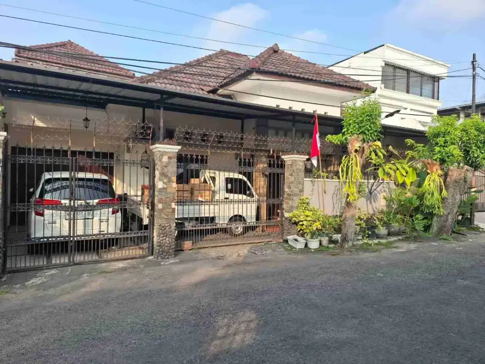 RUMAH DEKAT KAMPUS ABM CANDI KALASAN MALANG
