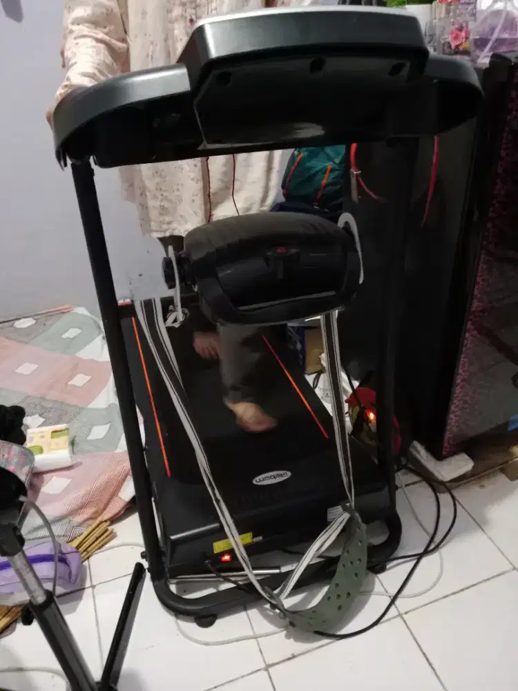 Dijual Treadmill merk Ireborn verona