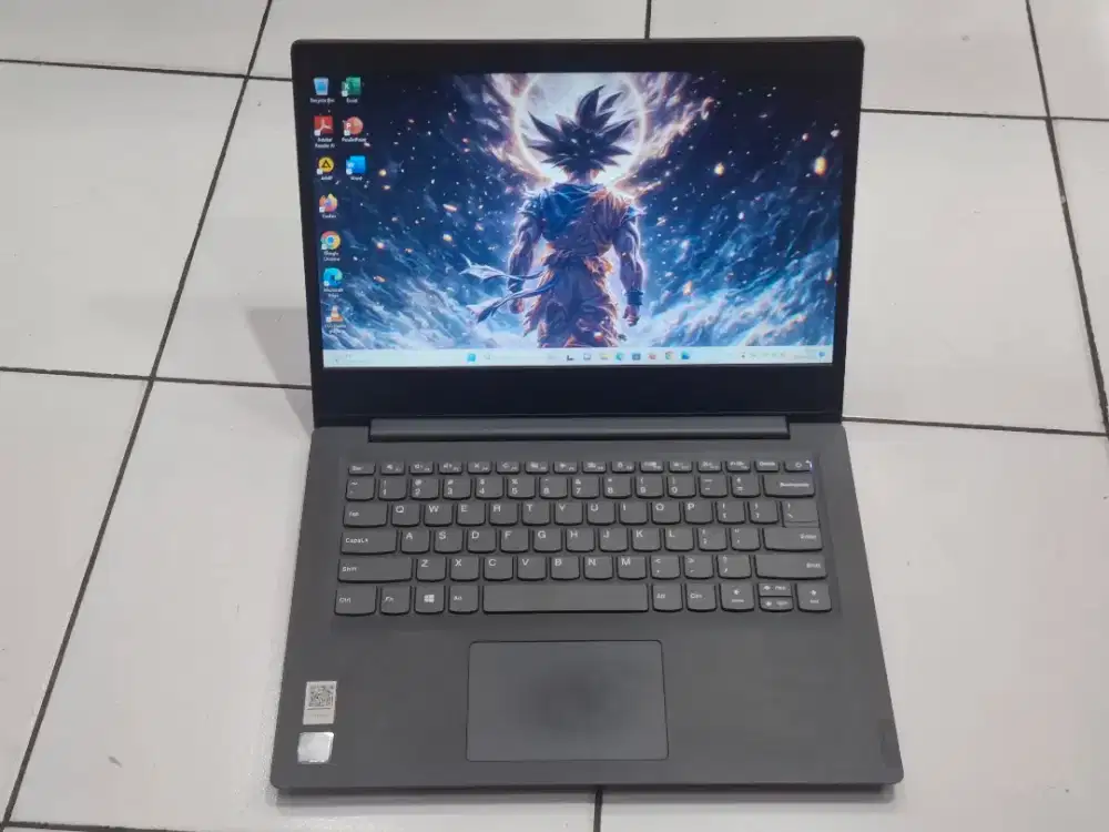 Lenovo V14-IWL/prosesor Intel Core i3-8145U/Ram 8GB/SSD 256GB